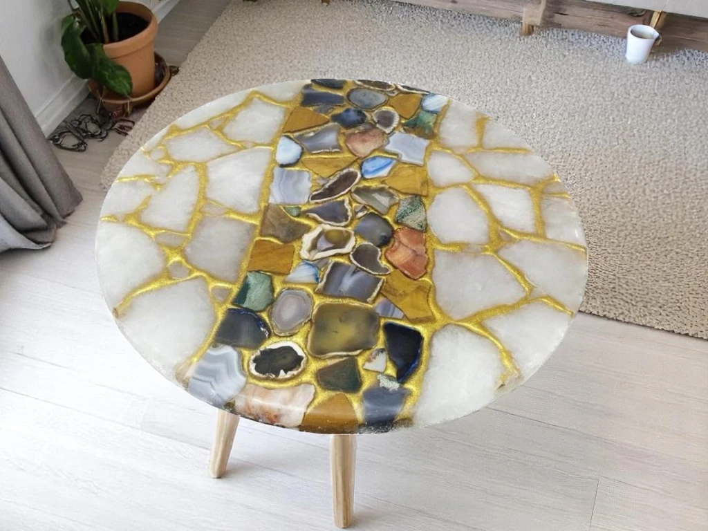 Mix Agate Coffee Table Antique  with Luxurious Living Spaces